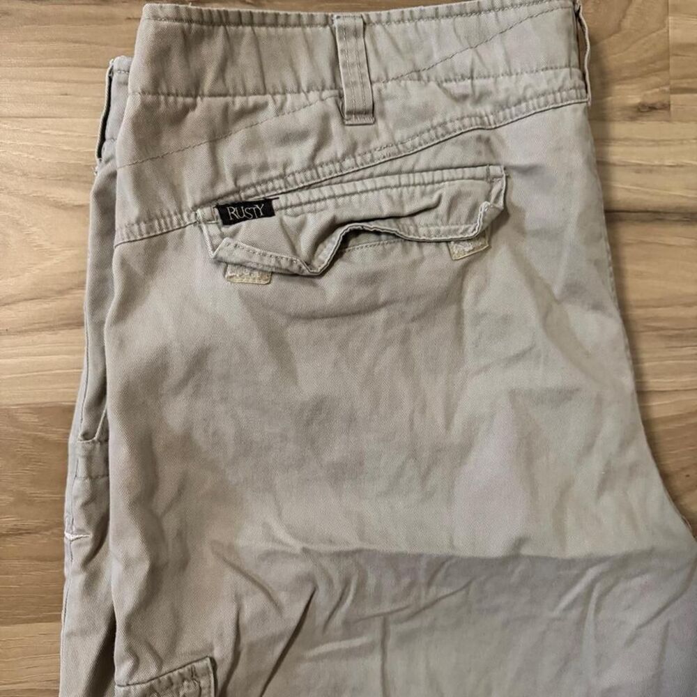 Vintage Rusty Cargo Shorts Mens Sz 42 Khaki Tan Cotton 90s Y2K Skater Surf baggy